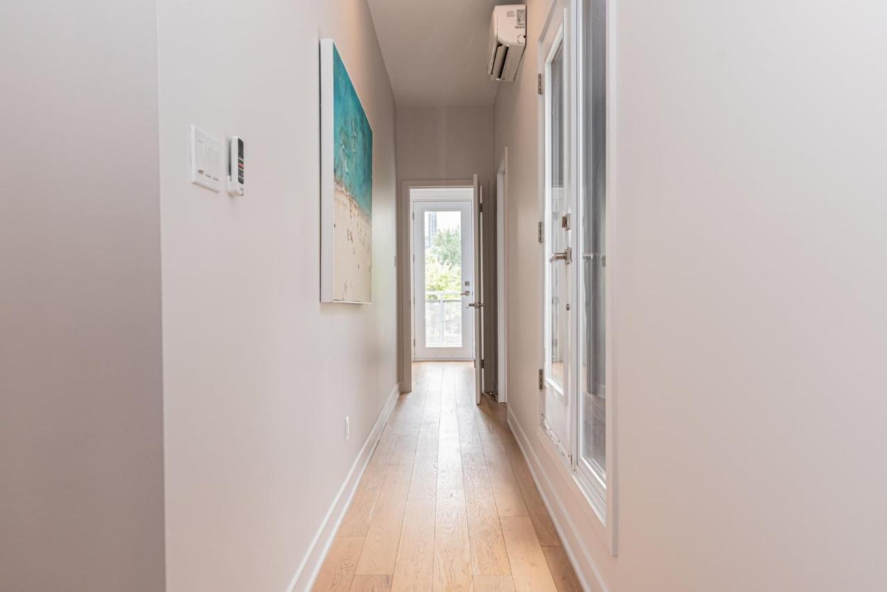 Cool And Clean Flat By Atwater Market By Den Stays Montréal Esterno foto